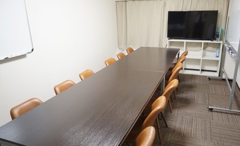 大阪　会議室　対面形式